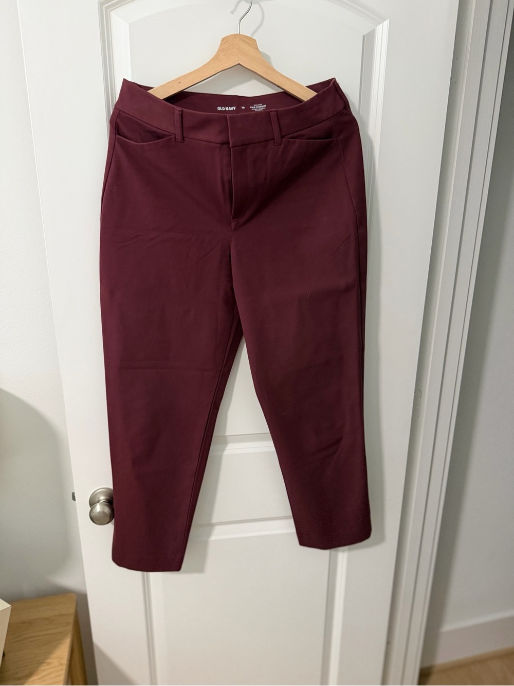 Old Navy Burgundy pixie straight maroon Pants